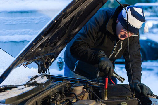 How to Jump Start a Car Battery Safely